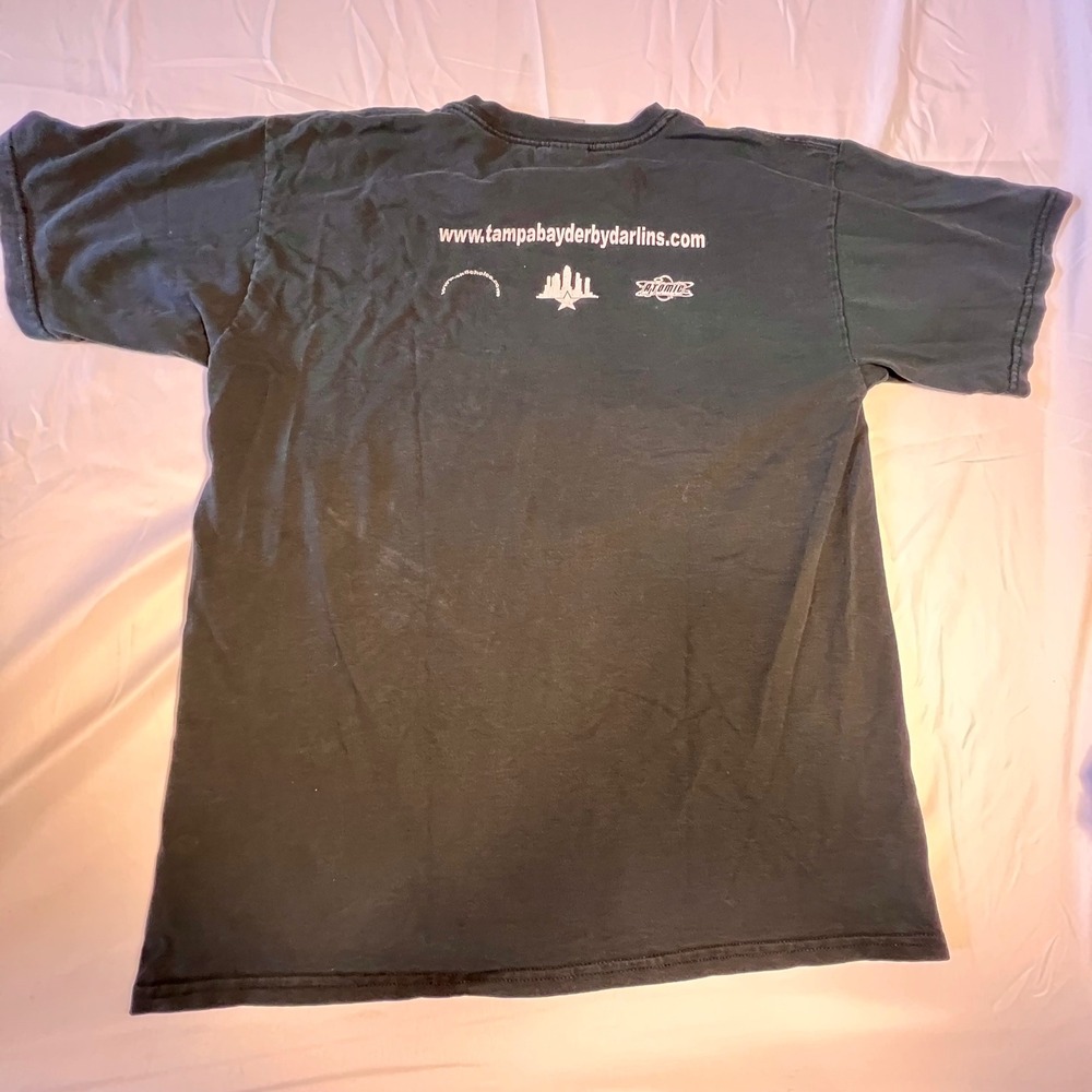 Gildan Large Tampa Bay Derby Darlins T-Shirt Black Roller Derby Rose Snake Edgy - Picture 8 of 9
